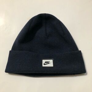 Nike NSW Tech Cuffed Beanie - Unisex